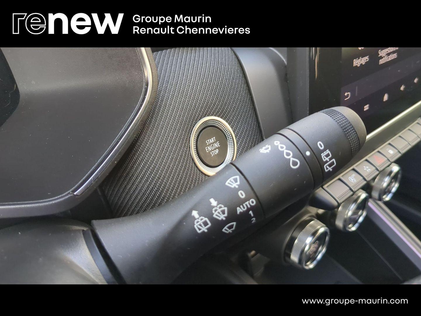 RENAULT Clio 1.0 TCe 90ch esprit Alpine - 25 - Photo 24