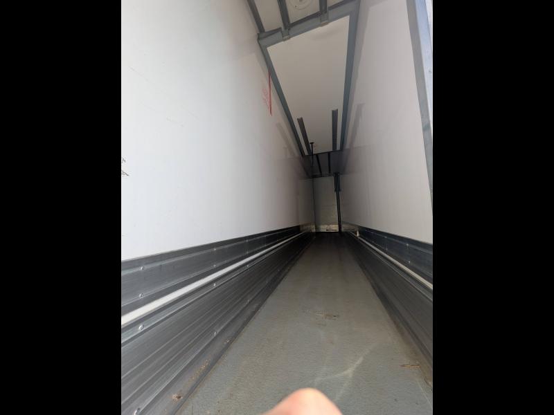 RENAULT TRUCKS D D 12 MED P4X2 250 E6 - Photo 8