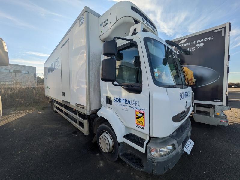 RENAULT TRUCKS Midlum 220 DXI Frigo 4x2 - Photo 3