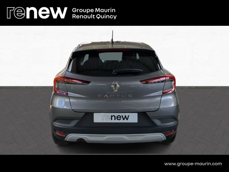 RENAULT Captur d’occasion à vendre à QUINCY-SOUS-SÉNART chez GGF - SAVY (Photo 5)