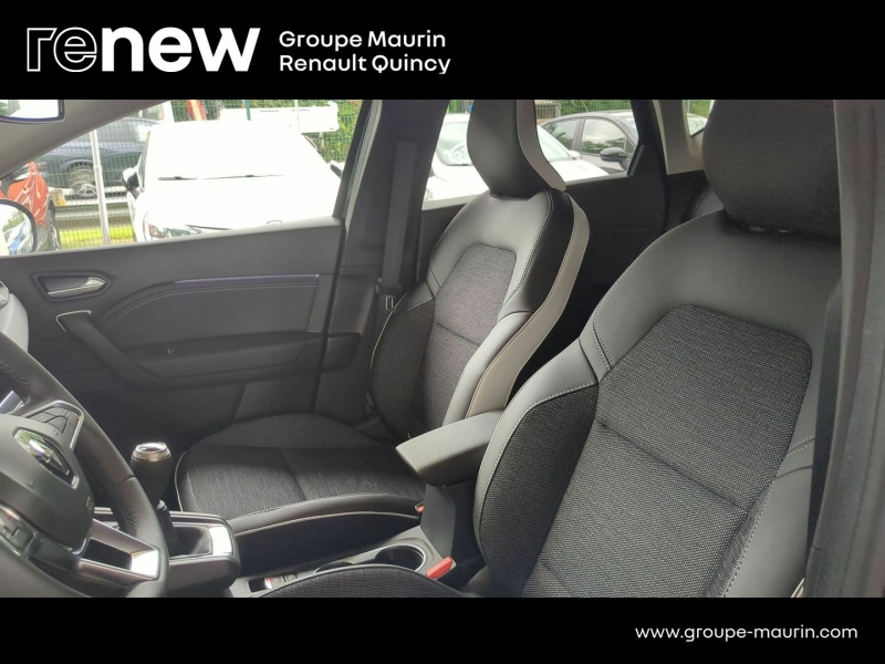 RENAULT Captur d’occasion à vendre à QUINCY-SOUS-SÉNART chez GGF - SAVY (Photo 10)