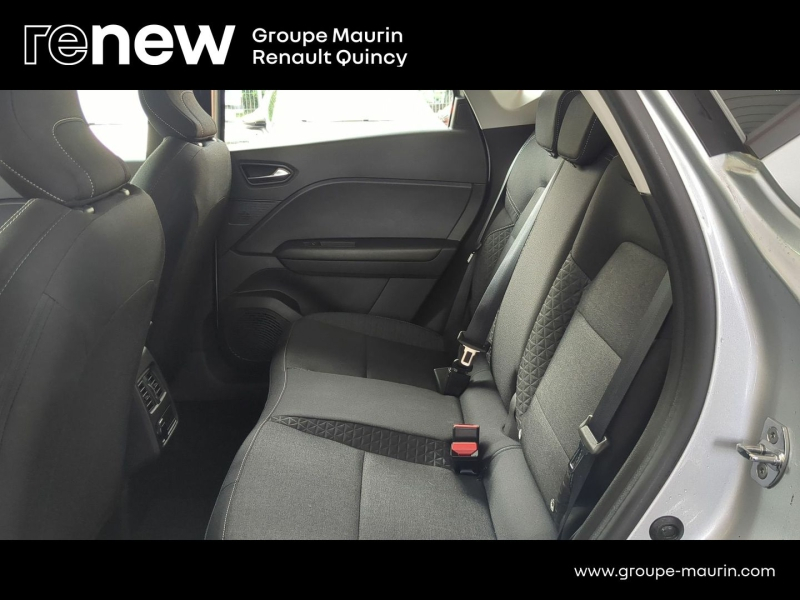 RENAULT Captur d’occasion à vendre à QUINCY-SOUS-SÉNART chez GGF - SAVY (Photo 10)