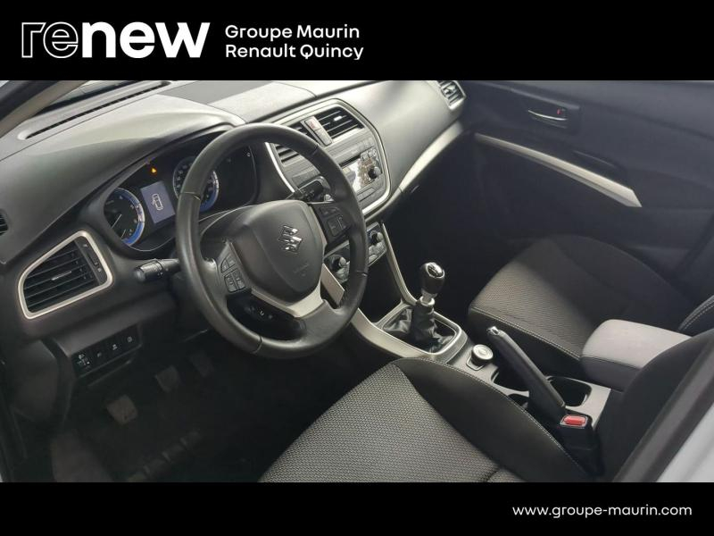 SUZUKI SX4 S-Cross d’occasion à vendre à QUINCY-SOUS-SÉNART chez GGF - SAVY (Photo 9)