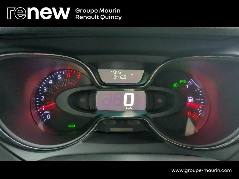 RENAULT Captur d’occasion à vendre à QUINCY-SOUS-SÉNART chez GGF - SAVY (Photo 14)