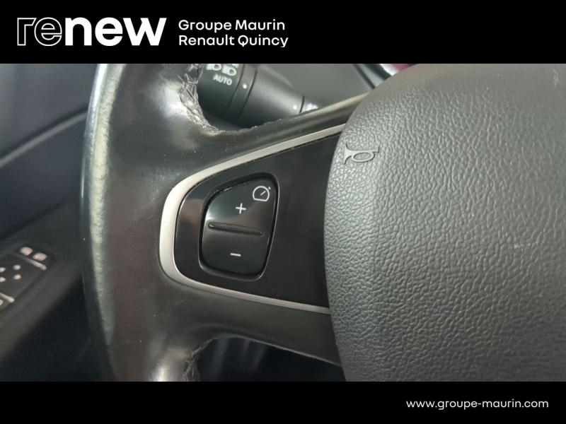 RENAULT Captur d’occasion à vendre à QUINCY-SOUS-SÉNART chez GGF - SAVY (Photo 16)