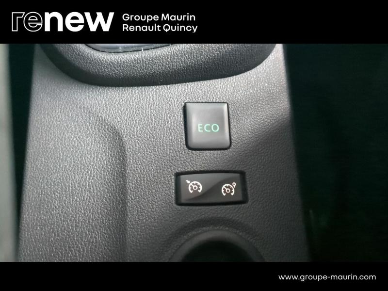 RENAULT Captur d’occasion à vendre à QUINCY-SOUS-SÉNART chez GGF - SAVY (Photo 20)