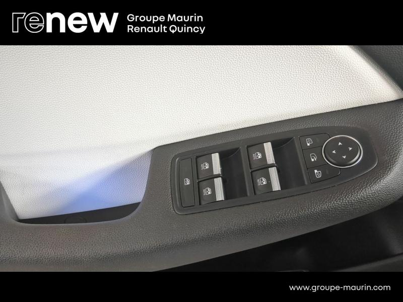 RENAULT Clio d’occasion à vendre à QUINCY-SOUS-SÉNART chez GGF - SAVY (Photo 11)