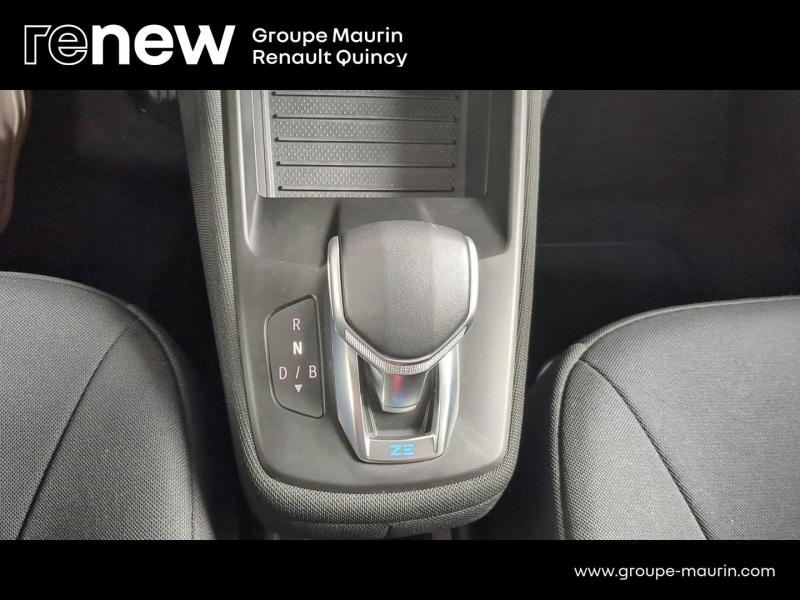 RENAULT Zoe d’occasion à vendre à QUINCY-SOUS-SÉNART chez GGF - SAVY (Photo 17)