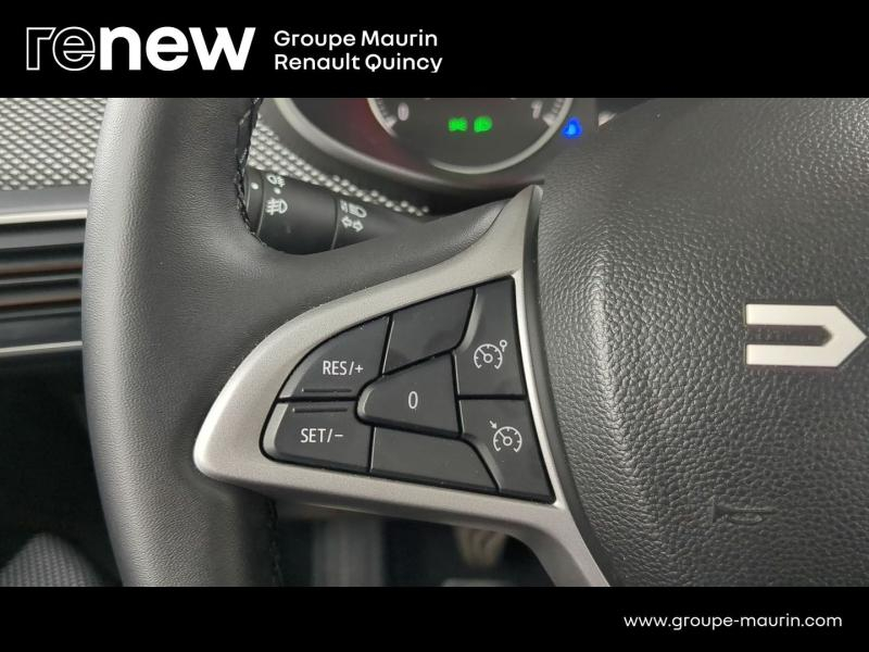 DACIA Sandero d’occasion à vendre à QUINCY-SOUS-SÉNART chez GGF - SAVY (Photo 12)