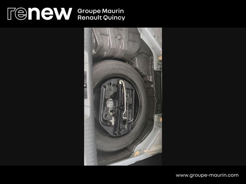 RENAULT Megane d’occasion à vendre à QUINCY-SOUS-SÉNART chez GGF - SAVY (Photo 9)