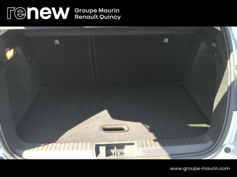 RENAULT Captur d’occasion à vendre à QUINCY-SOUS-SÉNART chez GGF - SAVY (Photo 7)