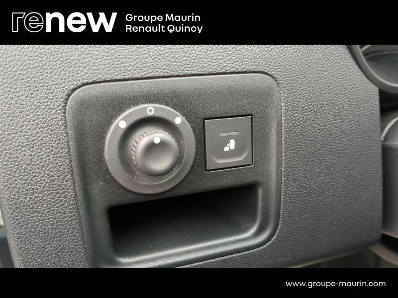 DACIA Duster d’occasion à vendre à QUINCY-SOUS-SÉNART chez GGF - SAVY (Photo 8)