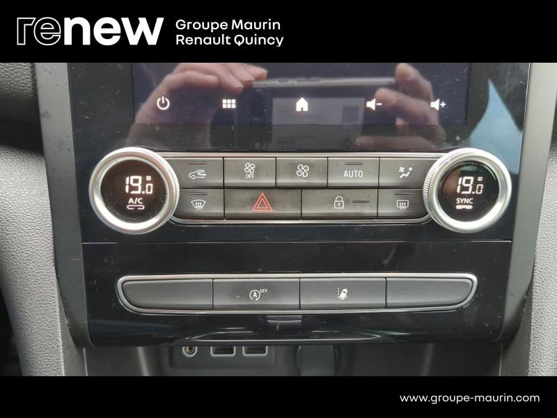 RENAULT Megane d’occasion à vendre à QUINCY-SOUS-SÉNART chez GGF - SAVY (Photo 15)