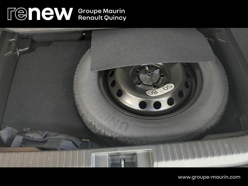 RENAULT Captur d’occasion à vendre à QUINCY-SOUS-SÉNART chez GGF - SAVY (Photo 8)