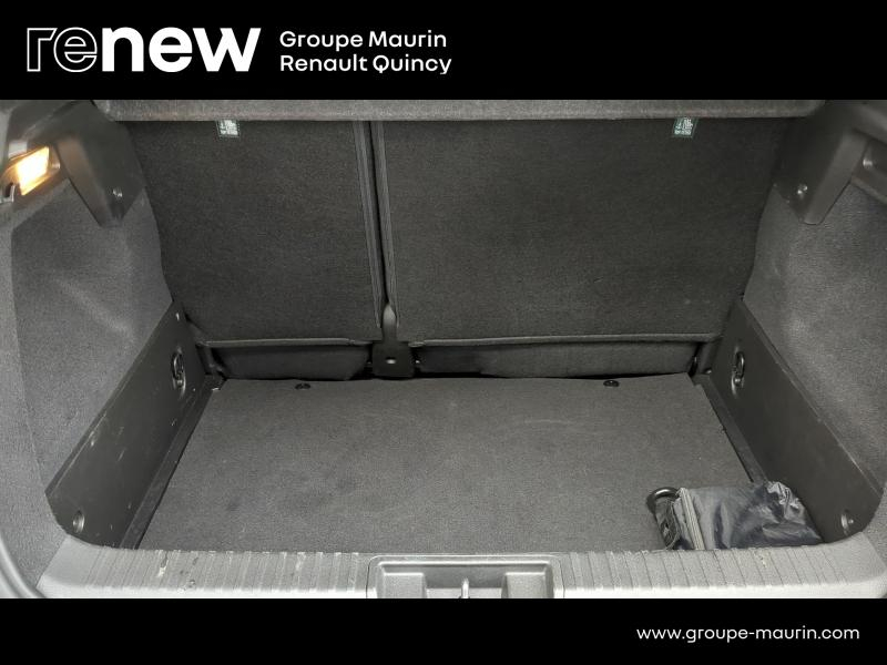 RENAULT Captur d’occasion à vendre à QUINCY-SOUS-SÉNART chez GGF - SAVY (Photo 16)