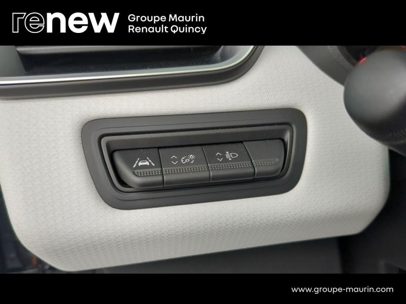 RENAULT Clio d’occasion à vendre à QUINCY-SOUS-SÉNART chez GGF - SAVY (Photo 14)