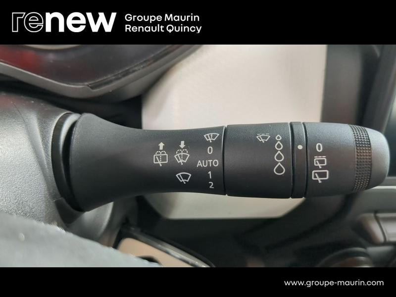 RENAULT Clio d’occasion à vendre à QUINCY-SOUS-SÉNART chez GGF - SAVY (Photo 16)