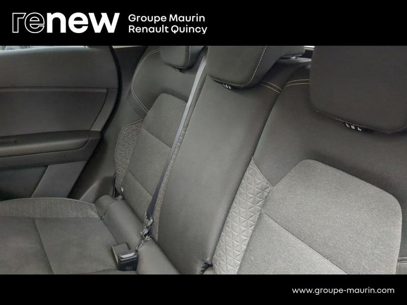 RENAULT Captur d’occasion à vendre à QUINCY-SOUS-SÉNART chez GGF - SAVY (Photo 9)