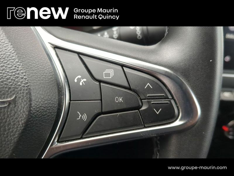 RENAULT Captur d’occasion à vendre à QUINCY-SOUS-SÉNART chez GGF - SAVY (Photo 13)