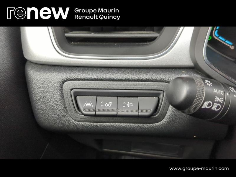 RENAULT Captur d’occasion à vendre à QUINCY-SOUS-SÉNART chez GGF - SAVY (Photo 15)