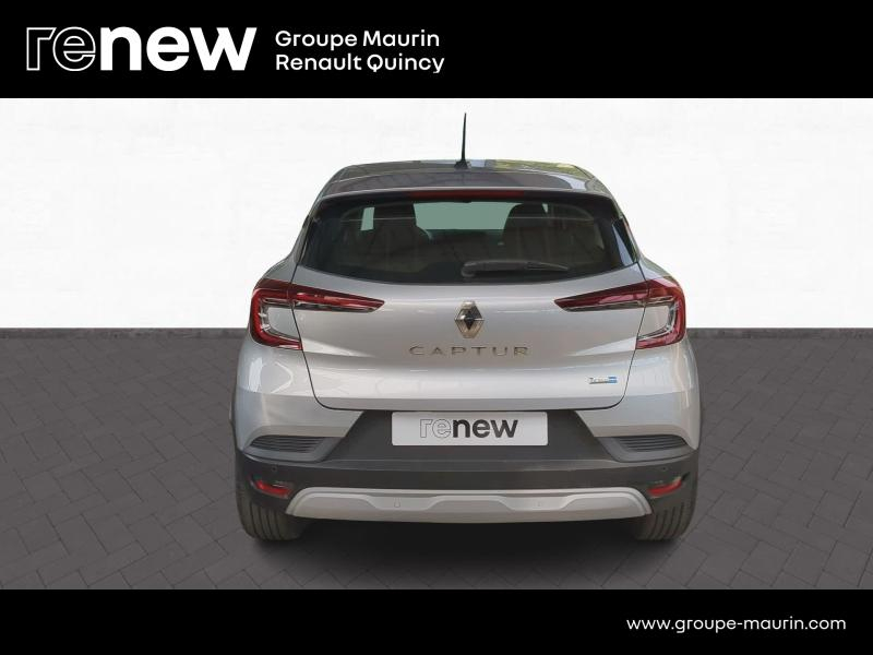 RENAULT Captur d’occasion à vendre à QUINCY-SOUS-SÉNART chez GGF - SAVY (Photo 5)