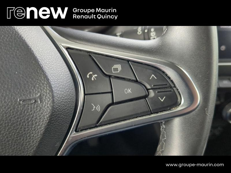 RENAULT Captur d’occasion à vendre à QUINCY-SOUS-SÉNART chez GGF - SAVY (Photo 15)