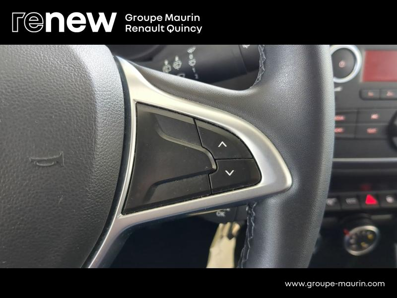 DACIA Duster d’occasion à vendre à QUINCY-SOUS-SÉNART chez GGF - SAVY (Photo 16)