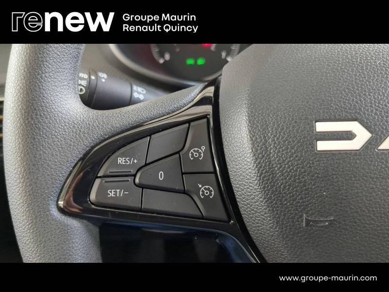 DACIA Sandero d’occasion à vendre à QUINCY-SOUS-SÉNART chez GGF - SAVY (Photo 12)