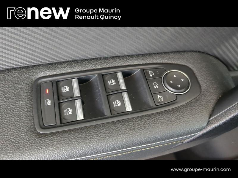 RENAULT Captur d’occasion à vendre à QUINCY-SOUS-SÉNART chez GGF - SAVY (Photo 13)
