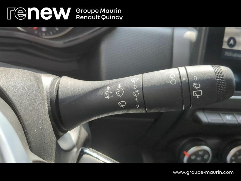 RENAULT Clio d’occasion à vendre à QUINCY-SOUS-SÉNART chez GGF - SAVY (Photo 8)