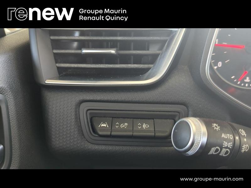 RENAULT Clio d’occasion à vendre à QUINCY-SOUS-SÉNART chez GGF - SAVY (Photo 10)