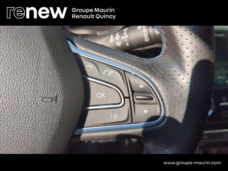 RENAULT Megane d’occasion à vendre à QUINCY-SOUS-SÉNART chez GGF - SAVY (Photo 13)