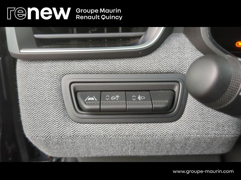 RENAULT Clio d’occasion à vendre à QUINCY-SOUS-SÉNART chez GGF - SAVY (Photo 11)