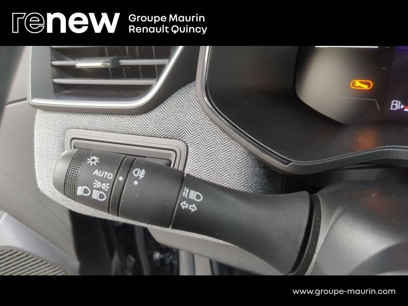 RENAULT Clio d’occasion à vendre à QUINCY-SOUS-SÉNART chez GGF - SAVY (Photo 12)