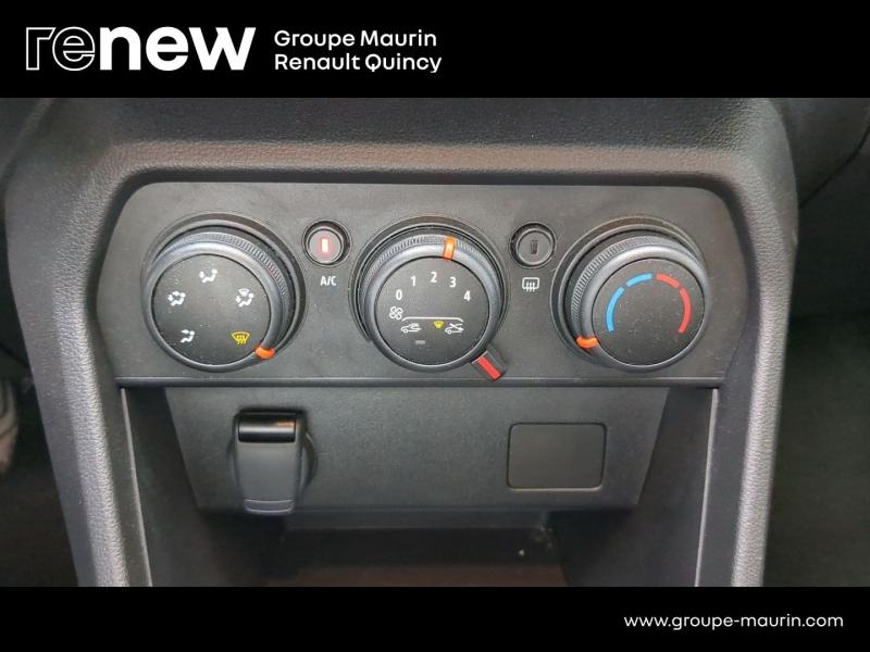DACIA Sandero d’occasion à vendre à QUINCY-SOUS-SÉNART chez GGF - SAVY (Photo 18)