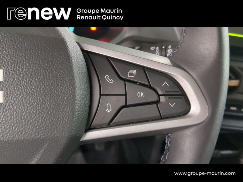 DACIA Duster d’occasion à vendre à QUINCY-SOUS-SÉNART chez GGF - SAVY (Photo 17)