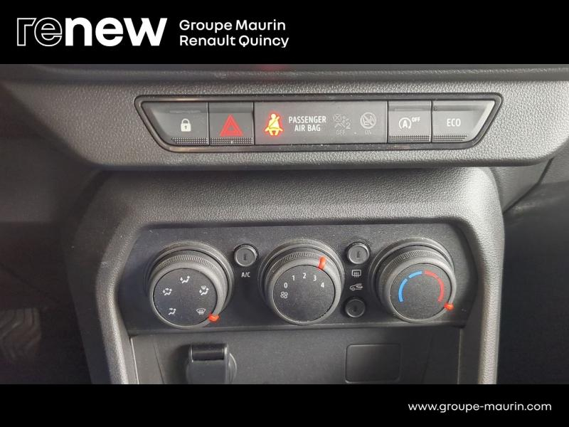 DACIA Sandero d’occasion à vendre à QUINCY-SOUS-SÉNART chez GGF - SAVY (Photo 17)