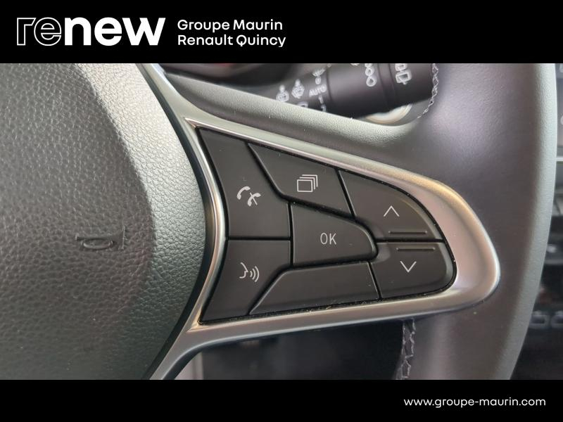 RENAULT Clio d’occasion à vendre à QUINCY-SOUS-SÉNART chez GGF - SAVY (Photo 15)