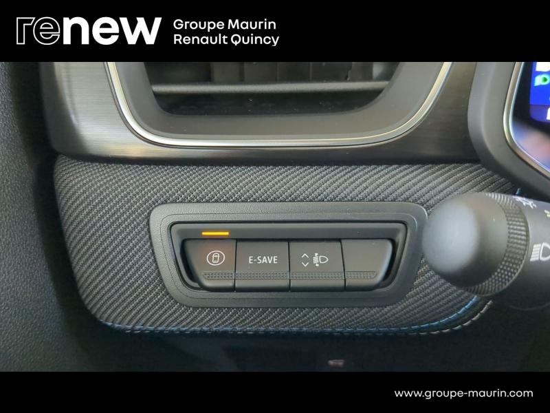 RENAULT  d’occasion à vendre à QUINCY-SOUS-SÉNART chez GGF - SAVY (Photo 17)