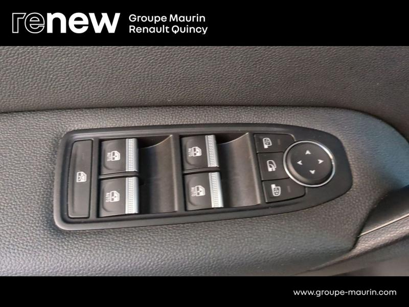 RENAULT Captur d’occasion à vendre à QUINCY-SOUS-SÉNART chez GGF - SAVY (Photo 14)