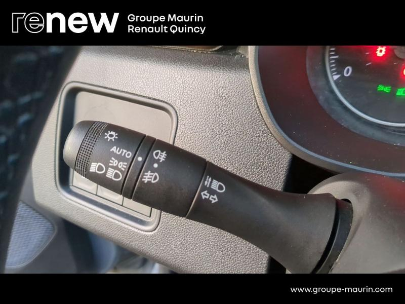 DACIA Duster d’occasion à vendre à QUINCY-SOUS-SÉNART chez GGF - SAVY (Photo 15)