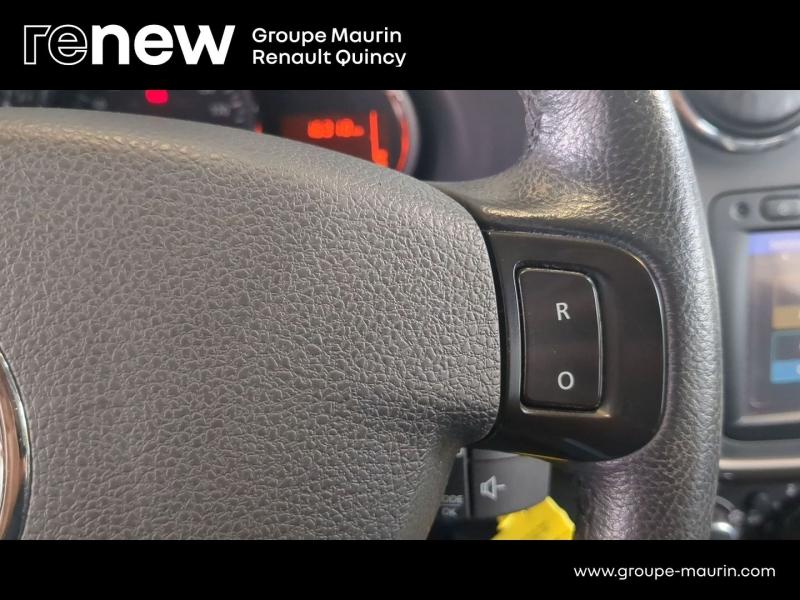 DACIA Sandero d’occasion à vendre à QUINCY-SOUS-SÉNART chez GGF - SAVY (Photo 15)