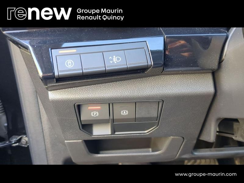 RENAULT Austral d’occasion à vendre à QUINCY-SOUS-SÉNART chez GGF - SAVY (Photo 14)