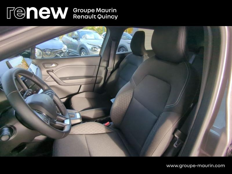 RENAULT  d’occasion à vendre à QUINCY-SOUS-SÉNART chez GGF - SAVY (Photo 12)