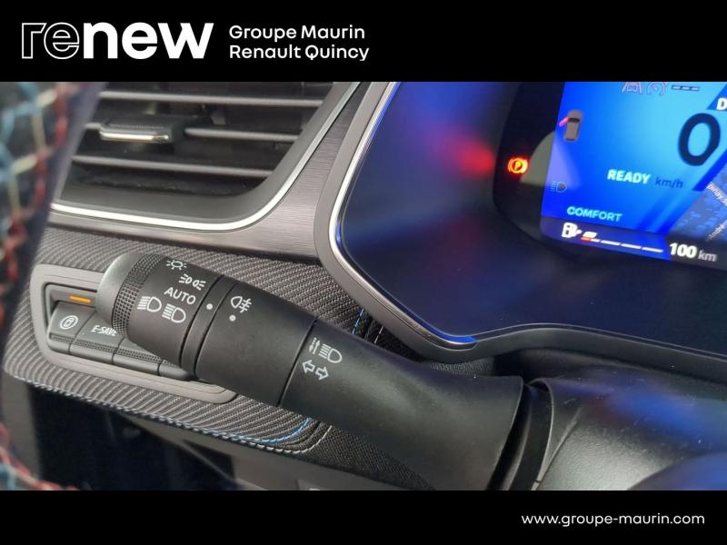 RENAULT  d’occasion à vendre à QUINCY-SOUS-SÉNART chez GGF - SAVY (Photo 17)