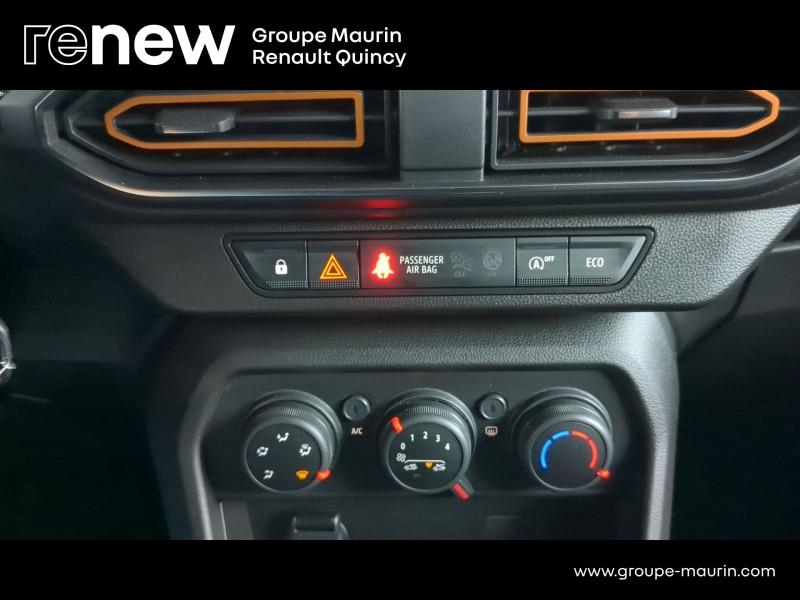 DACIA Sandero d’occasion à vendre à QUINCY-SOUS-SÉNART chez GGF - SAVY (Photo 18)