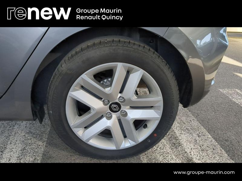 RENAULT Clio d’occasion à vendre à QUINCY-SOUS-SÉNART chez GGF - SAVY (Photo 7)