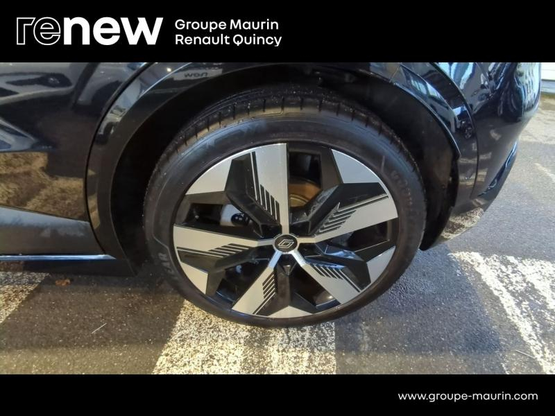 RENAULT Megane d’occasion à vendre à QUINCY-SOUS-SÉNART chez GGF - SAVY (Photo 9)