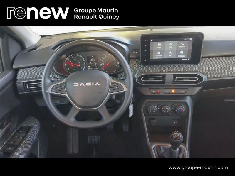 DACIA Sandero d’occasion à vendre à QUINCY-SOUS-SÉNART chez GGF - SAVY (Photo 13)
