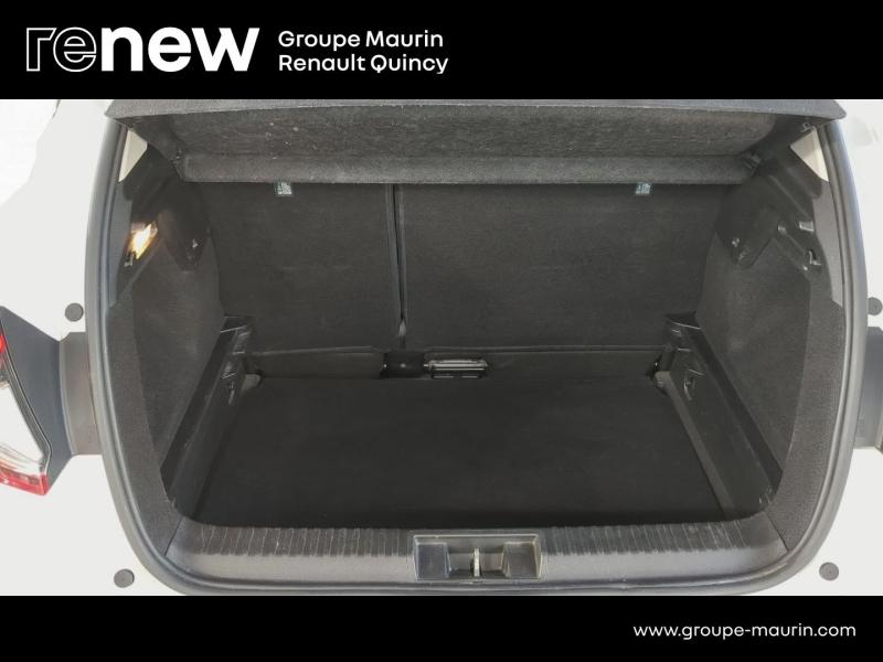 RENAULT Captur d’occasion à vendre à QUINCY-SOUS-SÉNART chez GGF - SAVY (Photo 8)